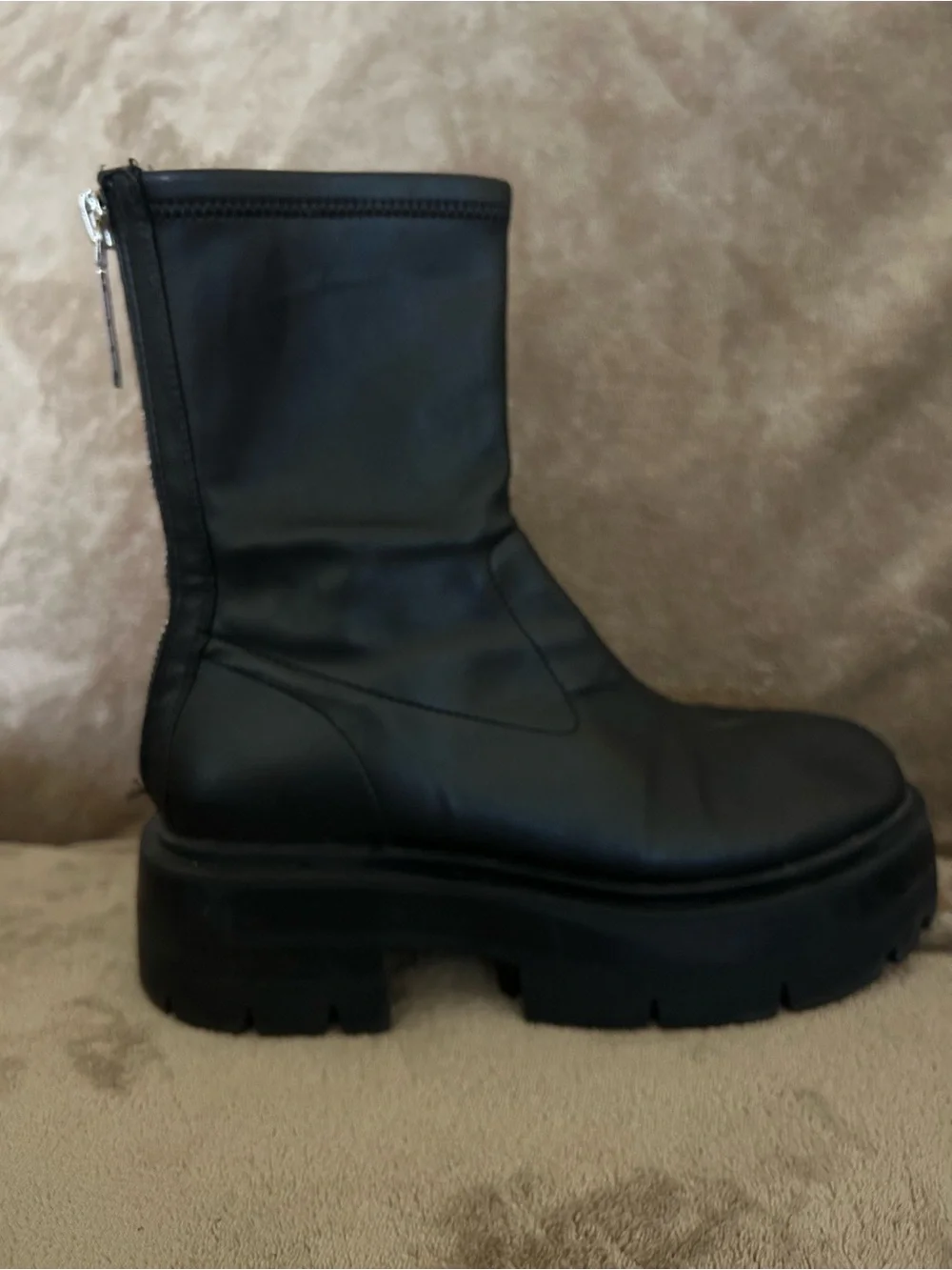 GUESS Women’s Black Chunky Platform Ankle Boots